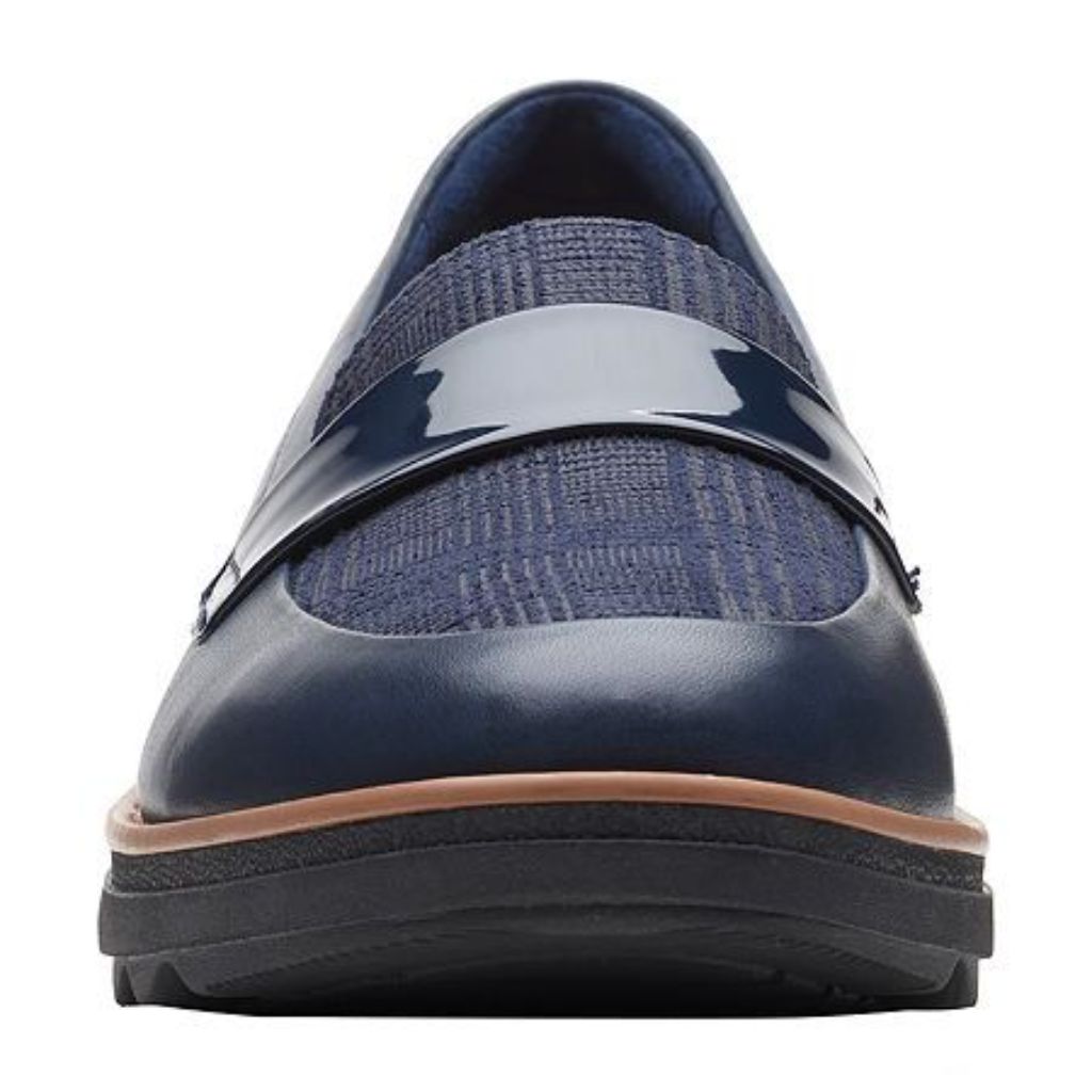 Clarks Women's Sharon Gracie Loafer, Black Leather, Size 8 Wide