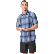 BASS OUTDOOR Size S Men's Short Sleeve Quick Dry Tech Plaid Button Up Shirt Standard