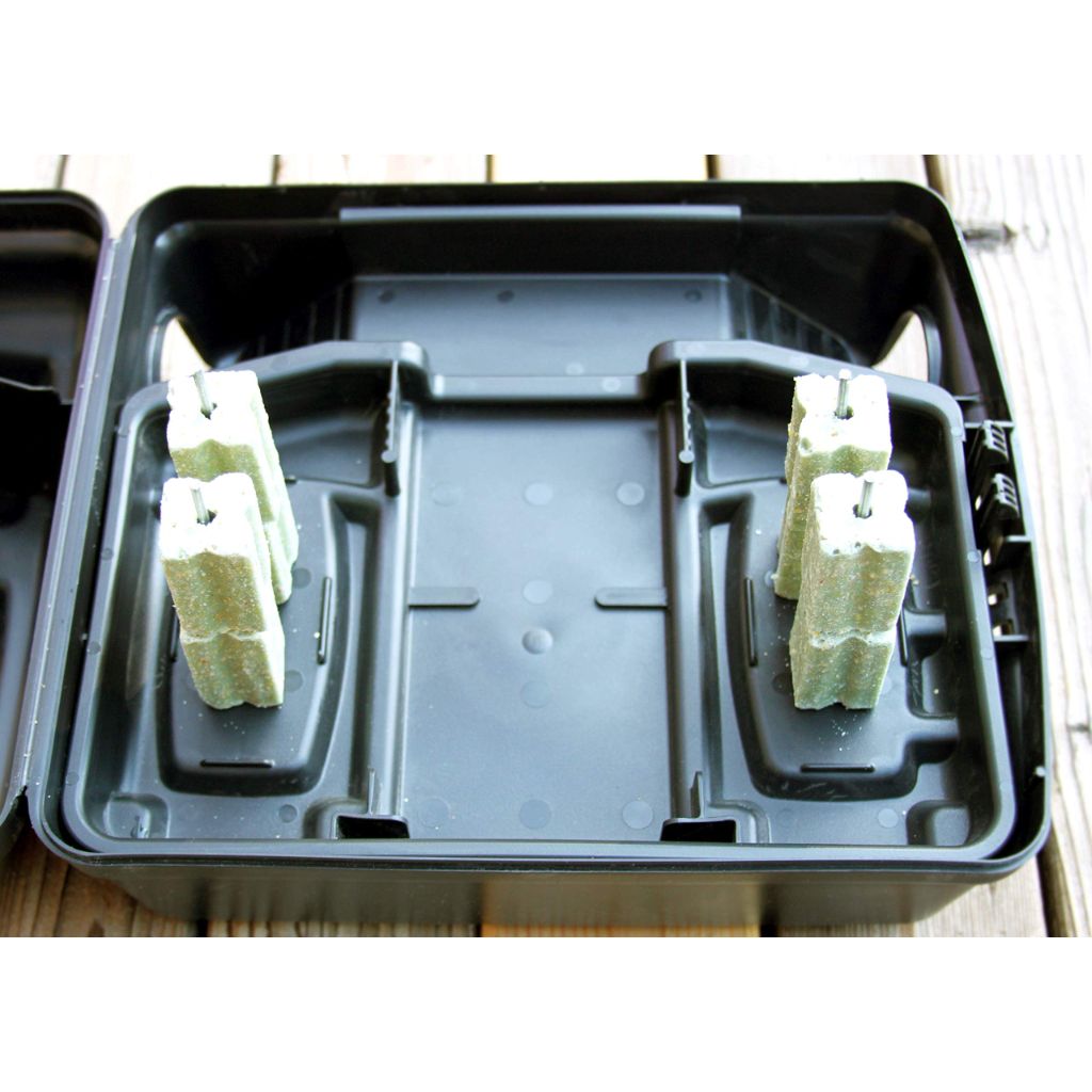 Tomcat Titan Rodent Bait Station | Commercial Grade Pest Control | Run Traps and Bait in Tandem