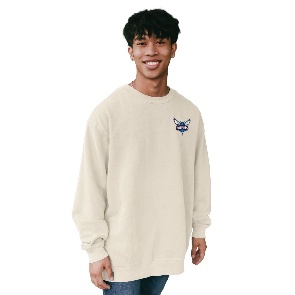 Blue 84 Adult's NBA Officially Licensed Crewneck Sweatshirt - Charlotte Hornets, Ivory (Medium)
