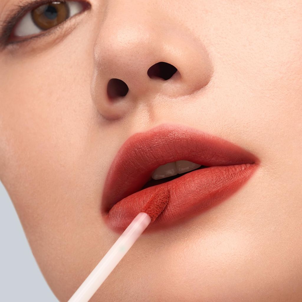 GICYMANTY Matte Lip Gloss, Velvet Matte Coloration, Fog Locks Cinnabar - 5mL