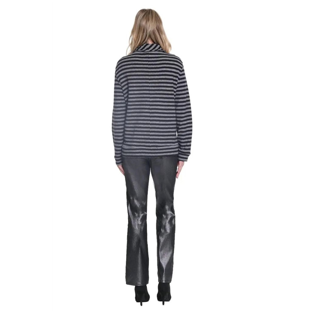 Tru Luxe Women's Foil Printed Bootcut Jeans - Silver Frost, Size 10