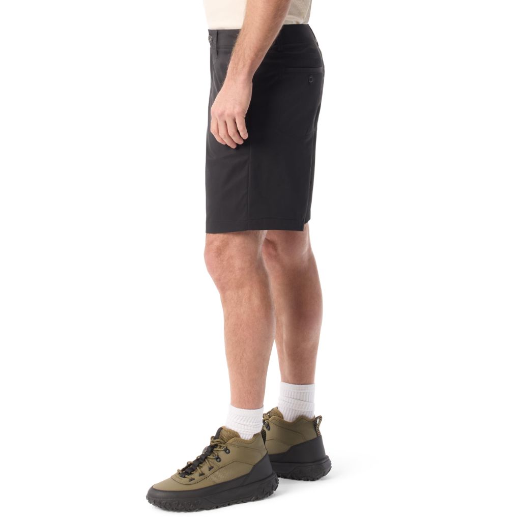 BASS OUTDOOR Men's Water Repellent Front Zip Traveler Short with 4 Pockets - Caviar, Size 36