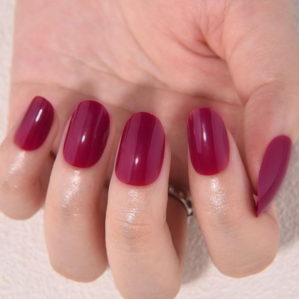 Kaely Press-On Medium Oval Glossy Nails - Burgundy Red, 24pcs.