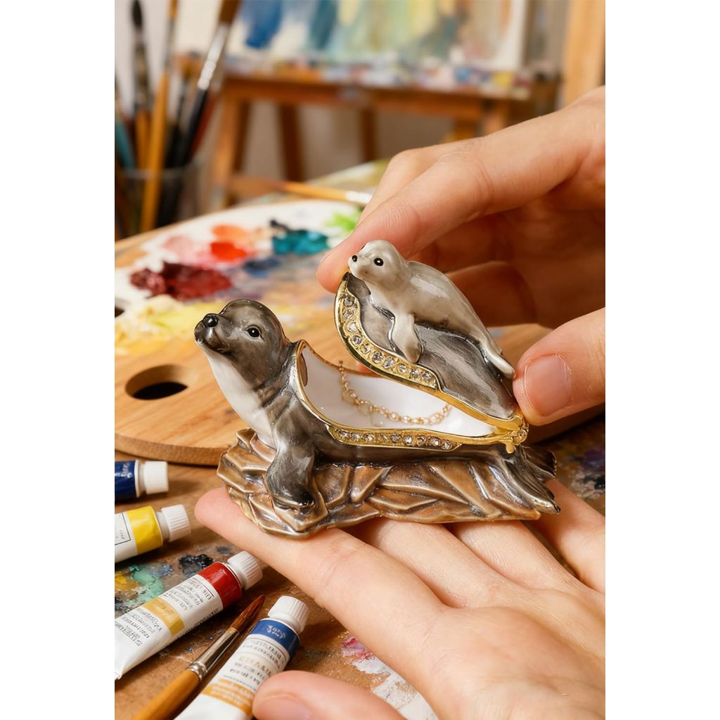 NIODAY Hand Painted Enamel Vintage Trinket Box - Mom Seal & Pup