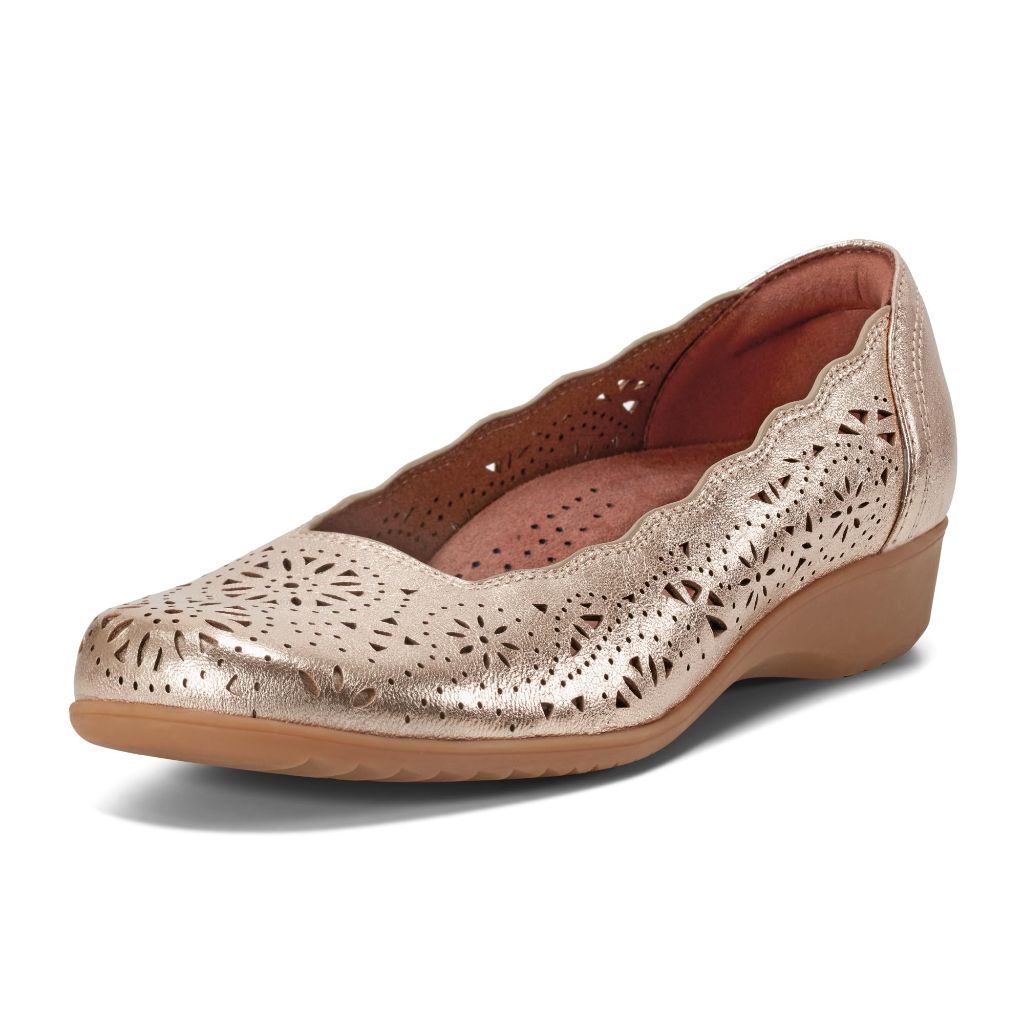 Cobb Hill Rory Women's Slip-On Ballet Flats, size 9.5 C/D, Gold