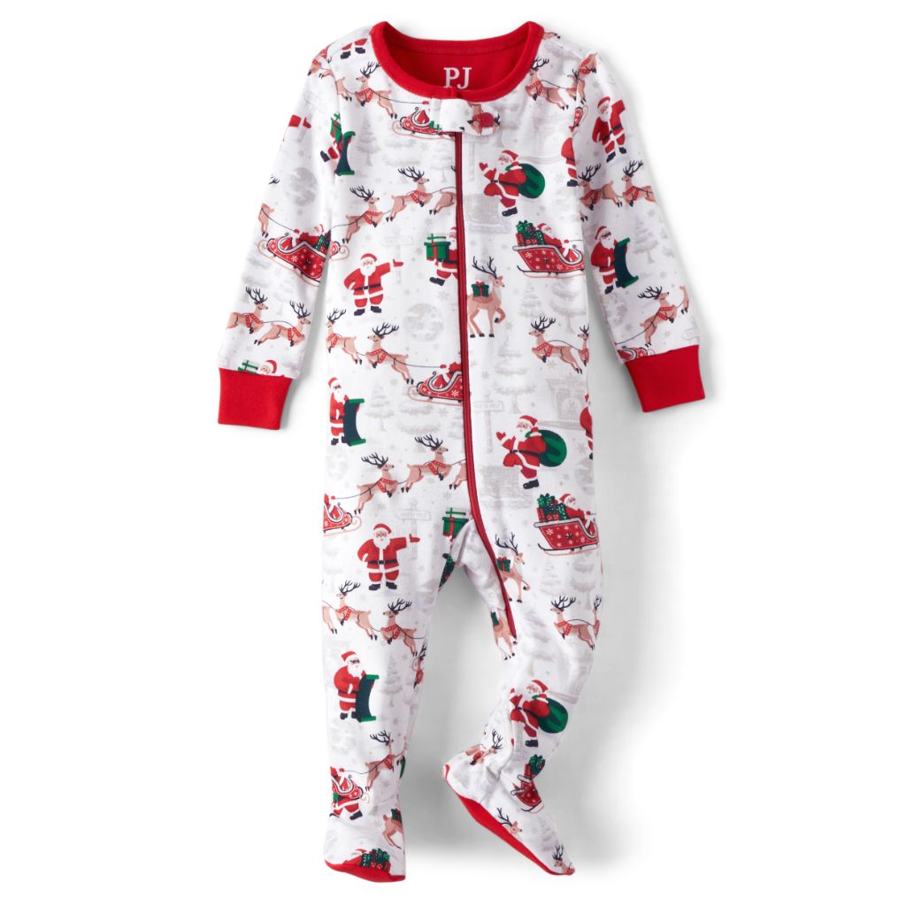 The Children's Place Santa/Reindeer Cotton Footed Pajamas in White, SZ 5 T