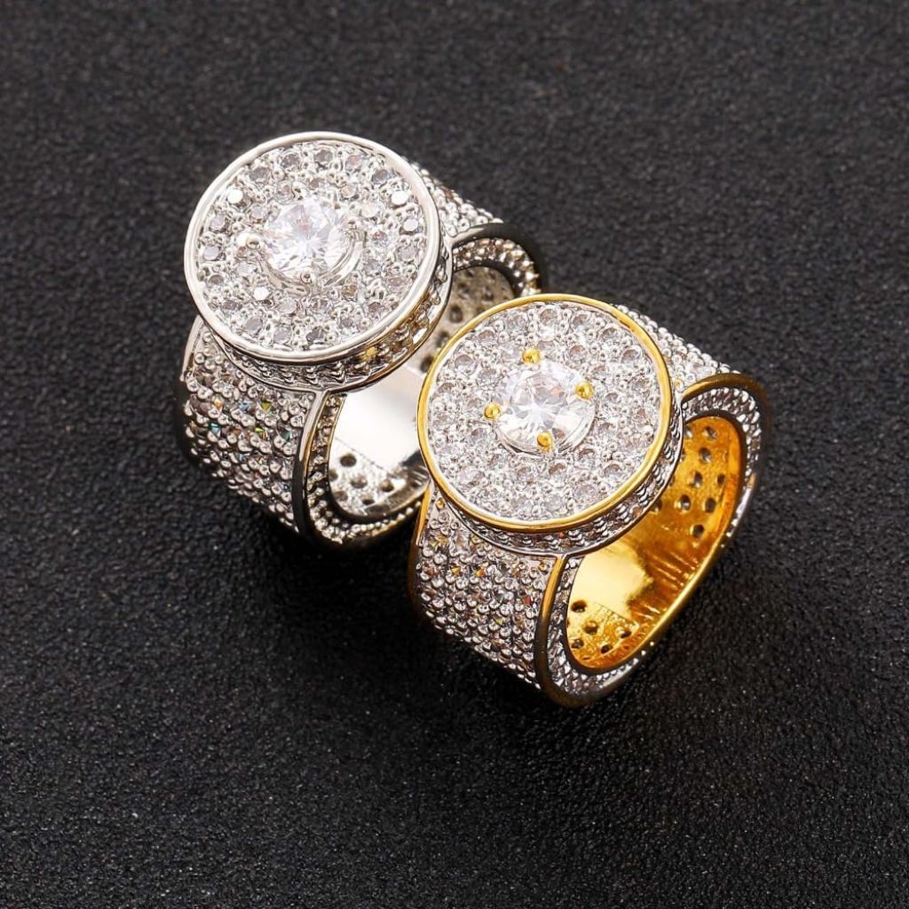 Orbelix 14K Gold Men's Large Ring with Moissanite (White)
