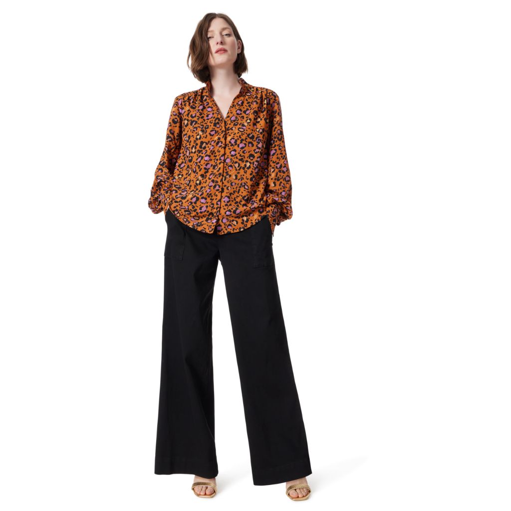 DEE OCLEPPO Women's Juniper Wide Leg Pant with Utility Pockets Standard, Black WASH, Size 2
