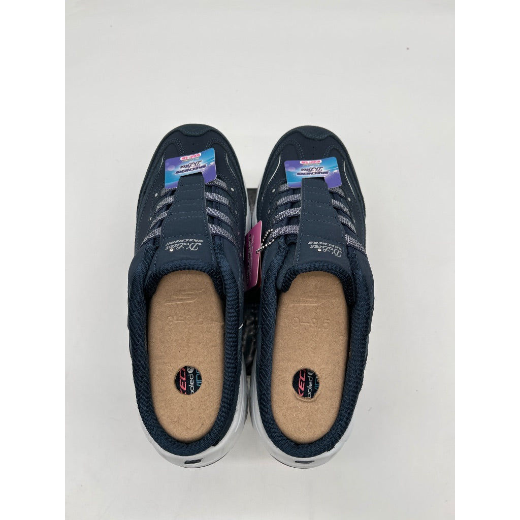 Women S Skechers D Lites Resilient Sneaker Clog