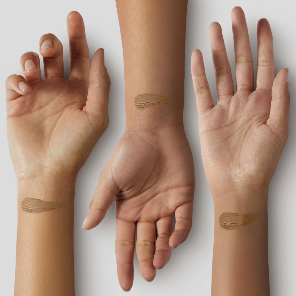 Makeup Revolution Conceal & Define Foundation, F10, 23ml