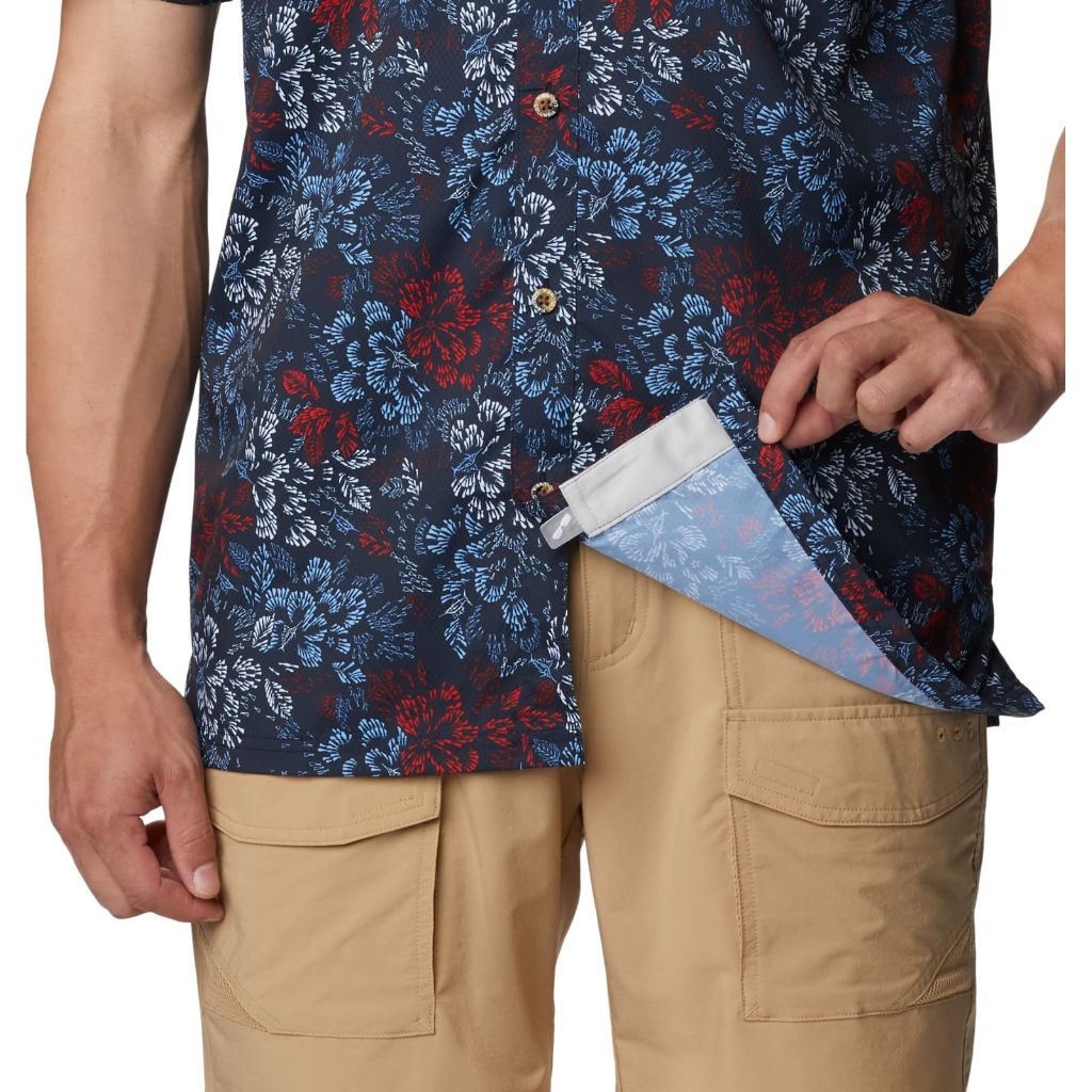SZ S, Columbia Men's Standard Super Slack Tide Camp Shirt, Collegiate Navy Deep Sea Dash