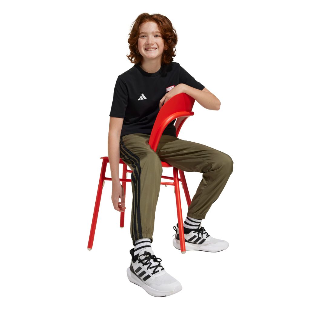 adidas Unisex-Kids x Marvel Superheroes Graphic Sportswear T-Shirt - Black/White, Large