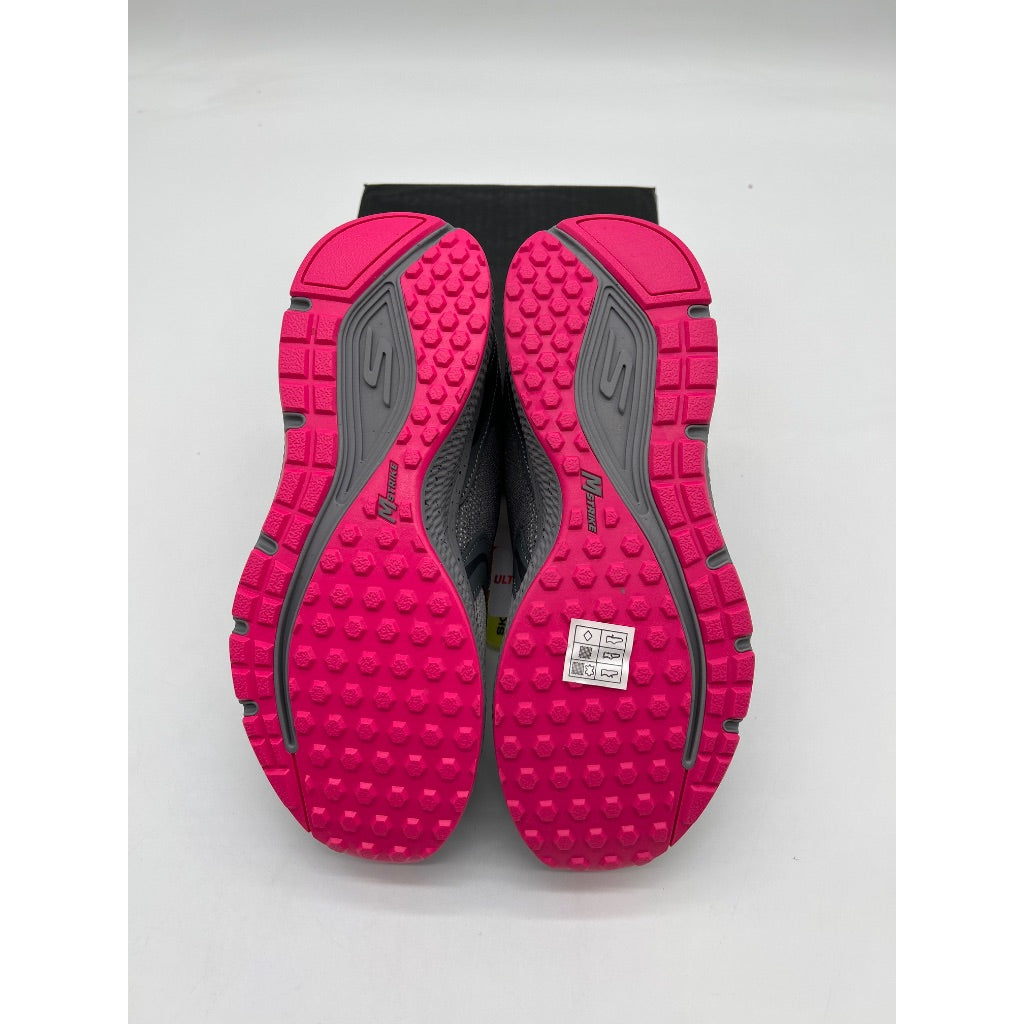 Skechers Women's GO RUN Consistent Running Shoes, Vivid Horizon Gray/Pink - Size 8.5 Wide