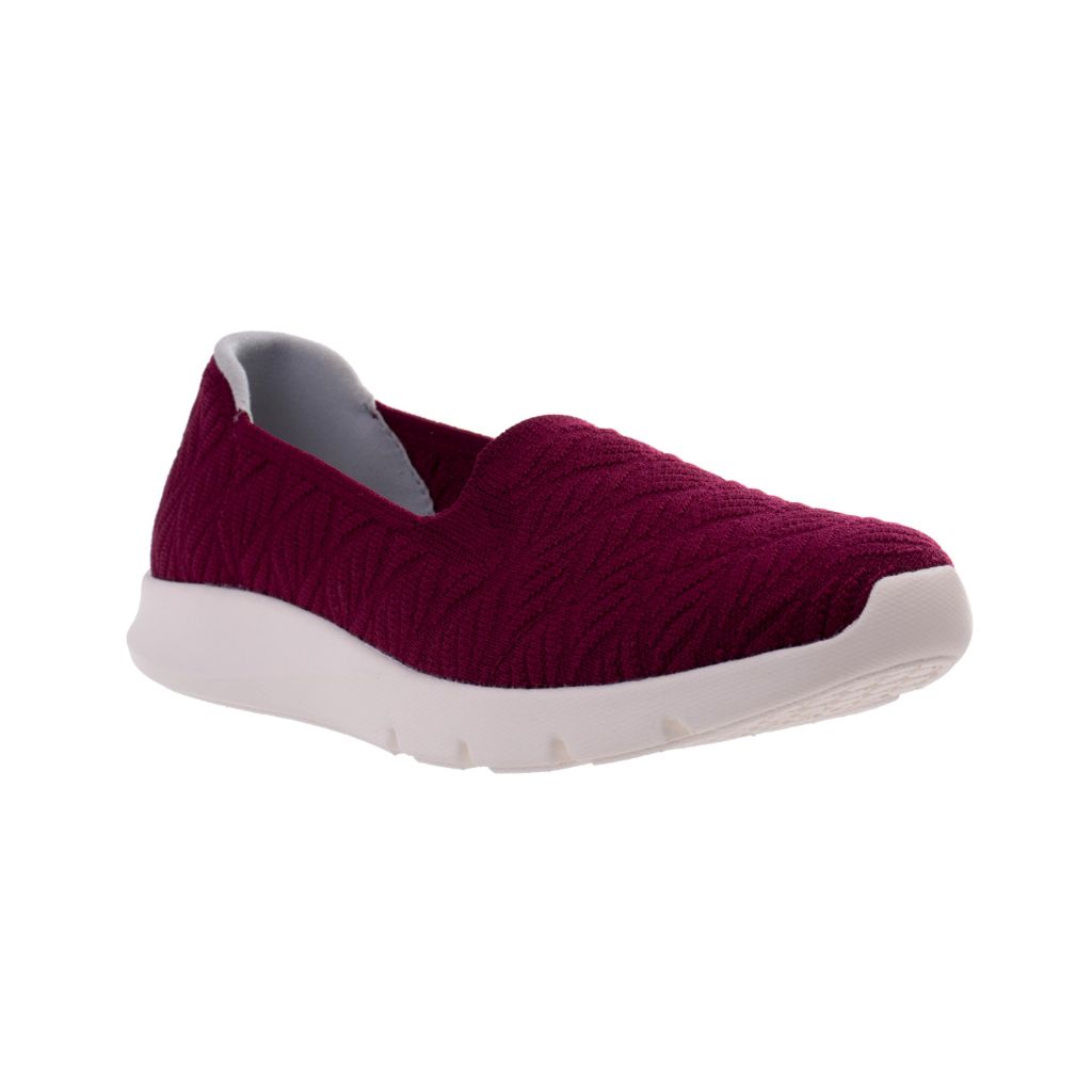 Revitalign Women's Comfort Stretch Wave, Red Plum, 8 Wide