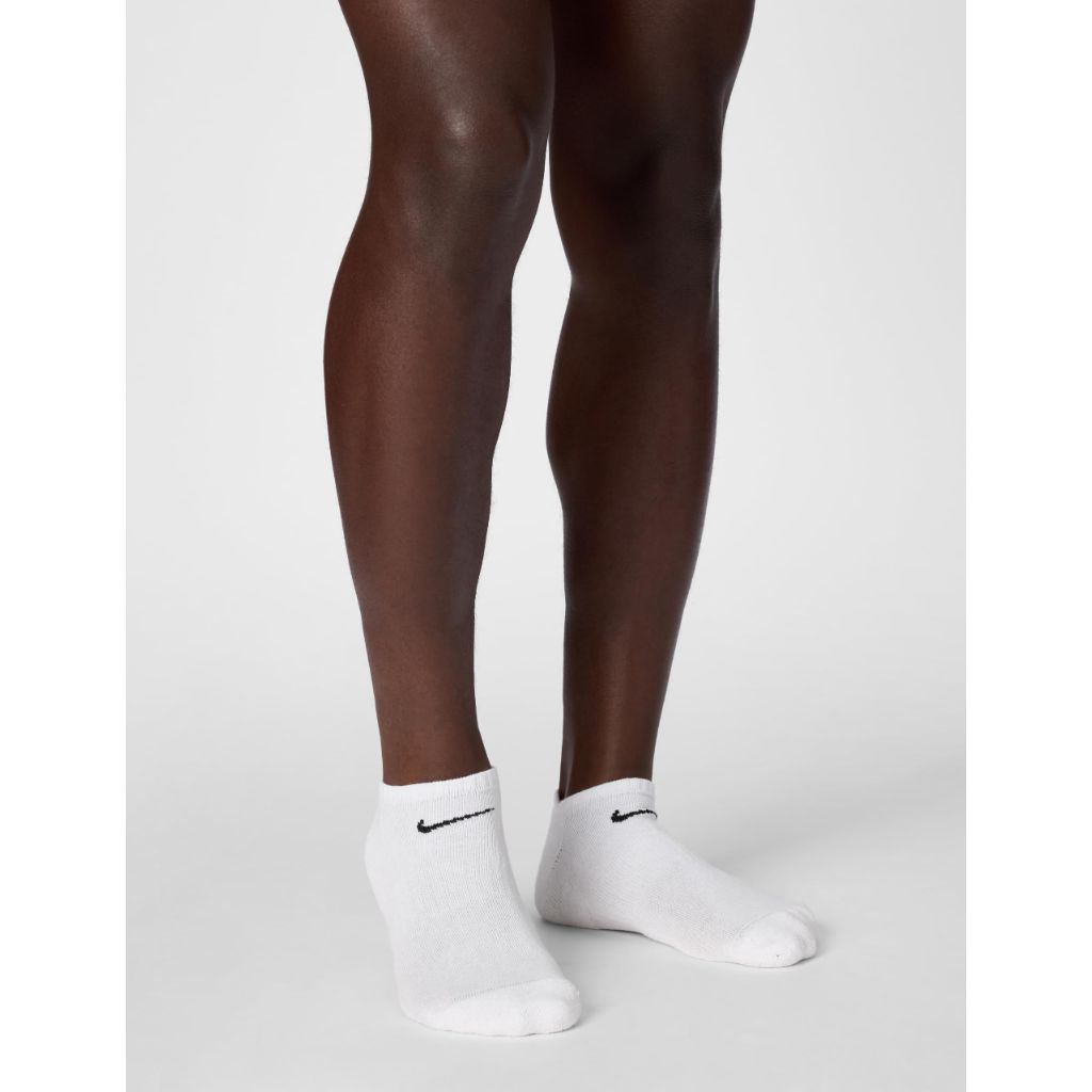 SZ M, Nike Unisex Everyday Cushioned Training No-Show Socks (6 Pairs), White/Black