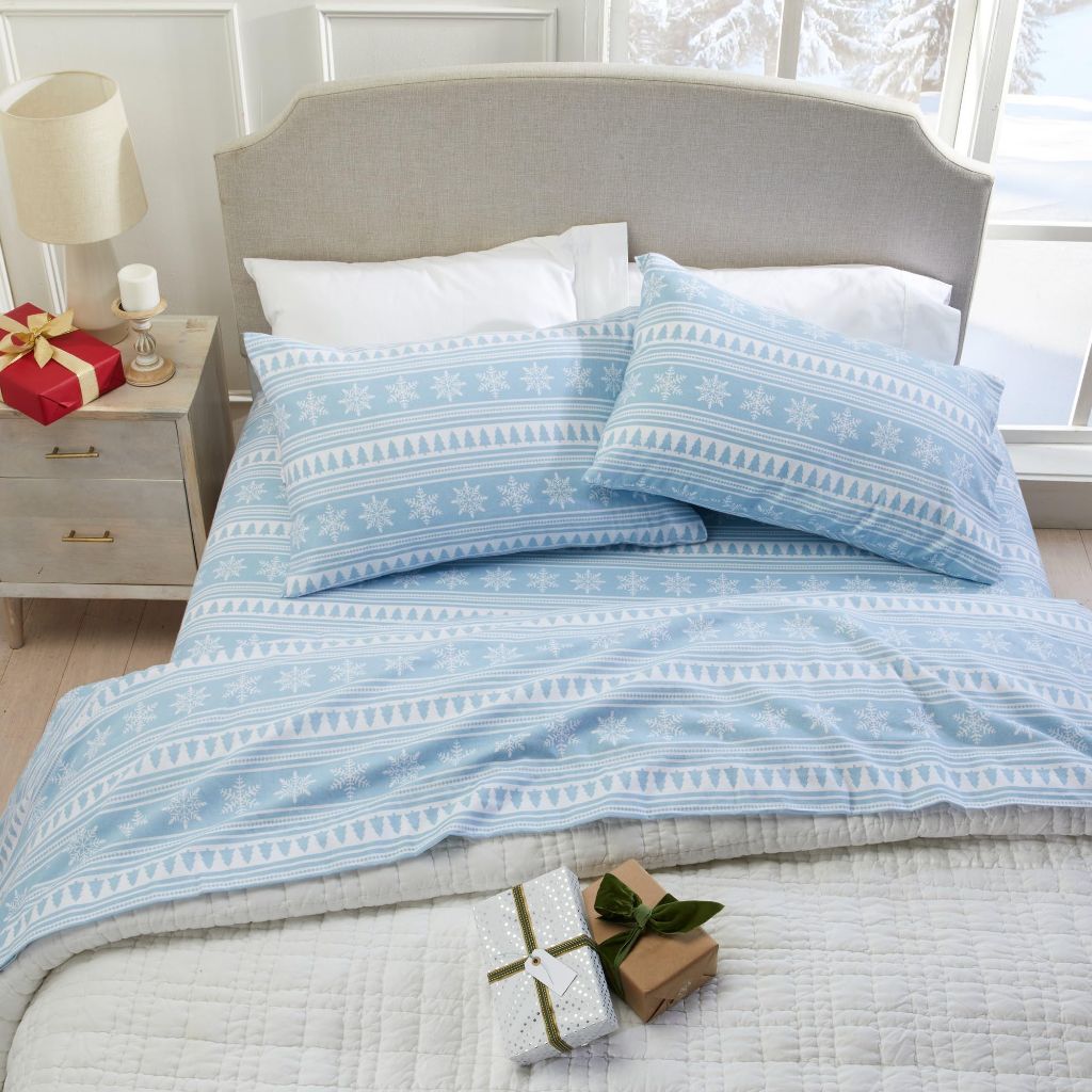 Market & Place 100% Cotton King Flannel Sheet Set | 4 Piece Deep Pocket  | (King, Striped Snowflake)