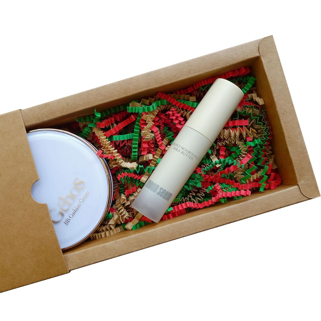 BOXHOME Shred Paper Filler (1/2LB) Crinkle Cut Paper for Wrapping & Filling Gift Basket Gift Boxes, Red, Kraft and Green-Christmas Mix