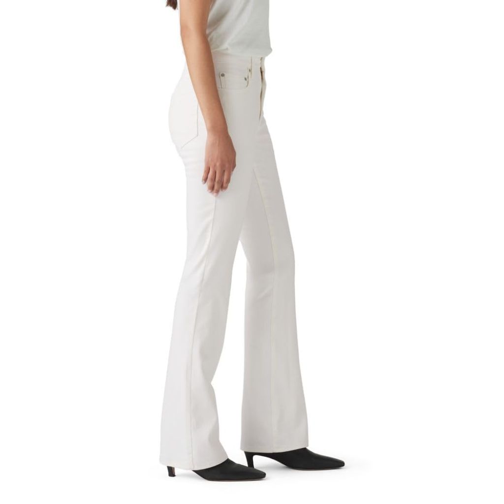 Levi's Women's 725 High Rise Bootcut Jeans, Soft Clean White, 30 Regular