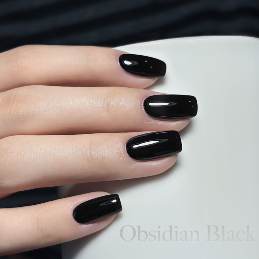 GAOY Black Gel Nail Polish, 16ml Soak Off Gel Polish, UV Light Cure, 3021 Obsidian Black