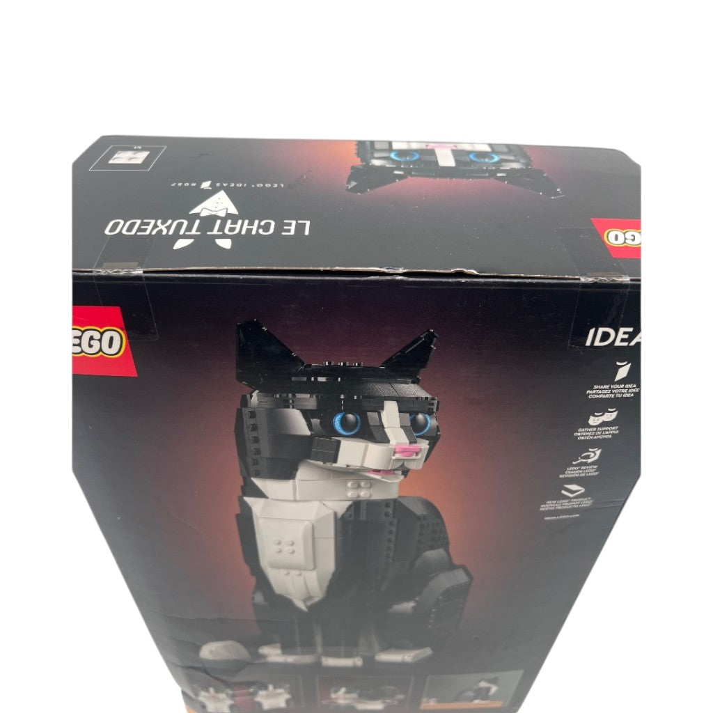 LEGO Ideas Tuxedo Cat Building Set 21349, Ages 18+, 1710 pcs