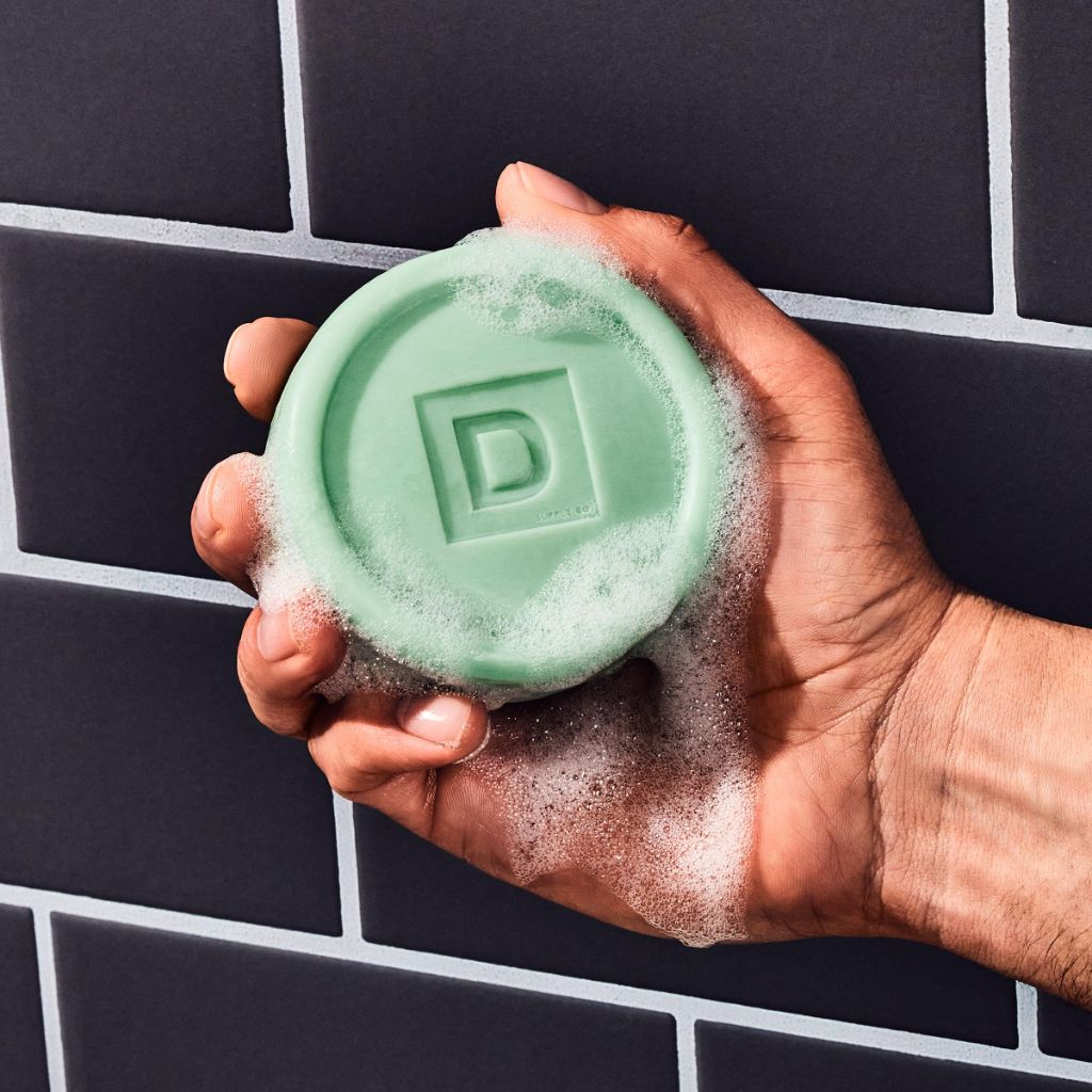 Duke Cannon Men’s Bar Soap, Everlasting Soap Puck – High Country Scent, Long-Lasting 5 oz