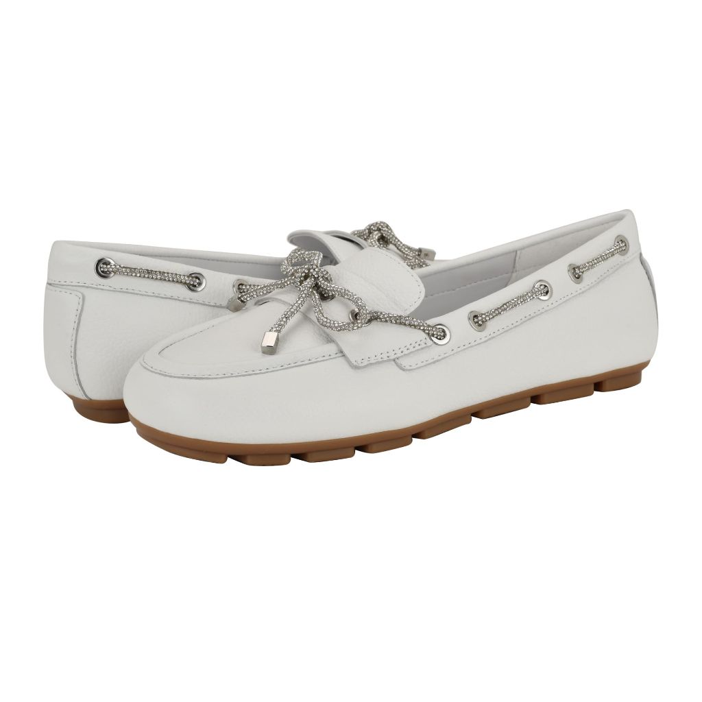 Guess Women's LAVONTA Loafer, White Leather 140, 6