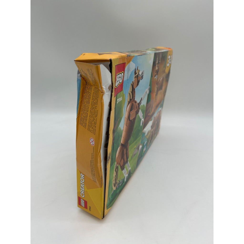 LEGO Creator 3-in-1: Beautiful Horse - 685 Pieces (31166)