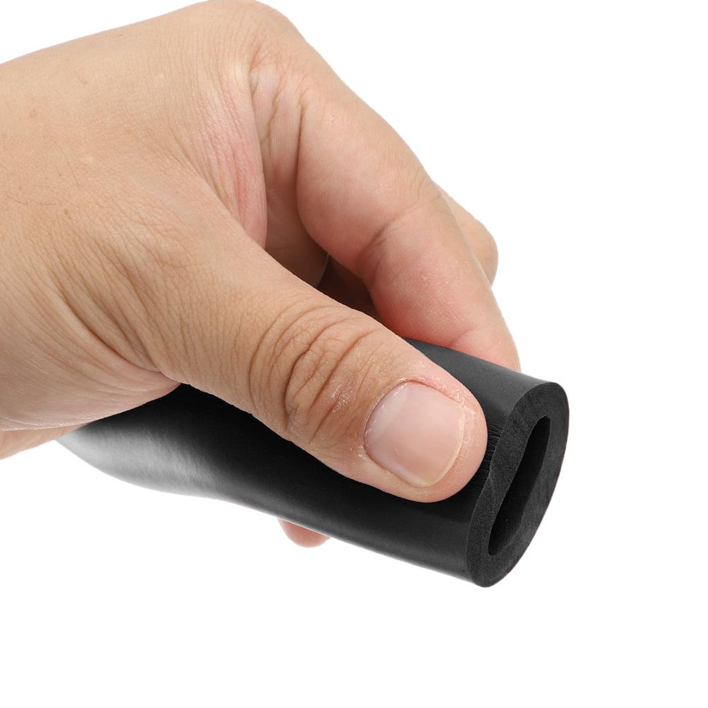 Uxcell 2pcs 3.3ft Pipe Insulation Tube 18mm ID 1 1/8 inch(28.5mm) OD Foam Tubing for Handle Grip Support, Black