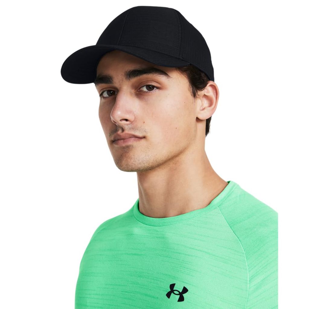 Under Armour Men's Iso-Chill ArmourVent Stretch Fit Hat, (001) Black - size Small/Medium