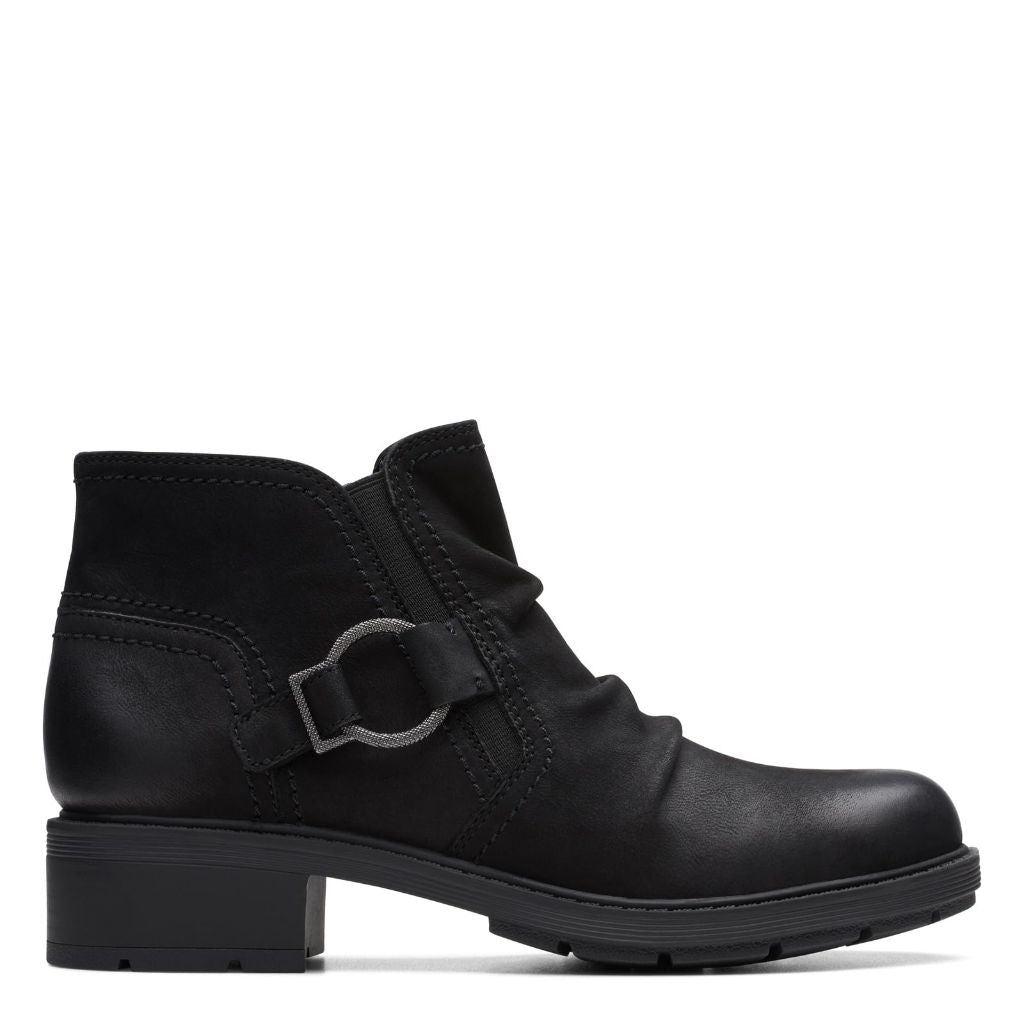 Clarks Collection Women's Hearth Faye Ankle Boot, Black Leather, Size 5 Medium US