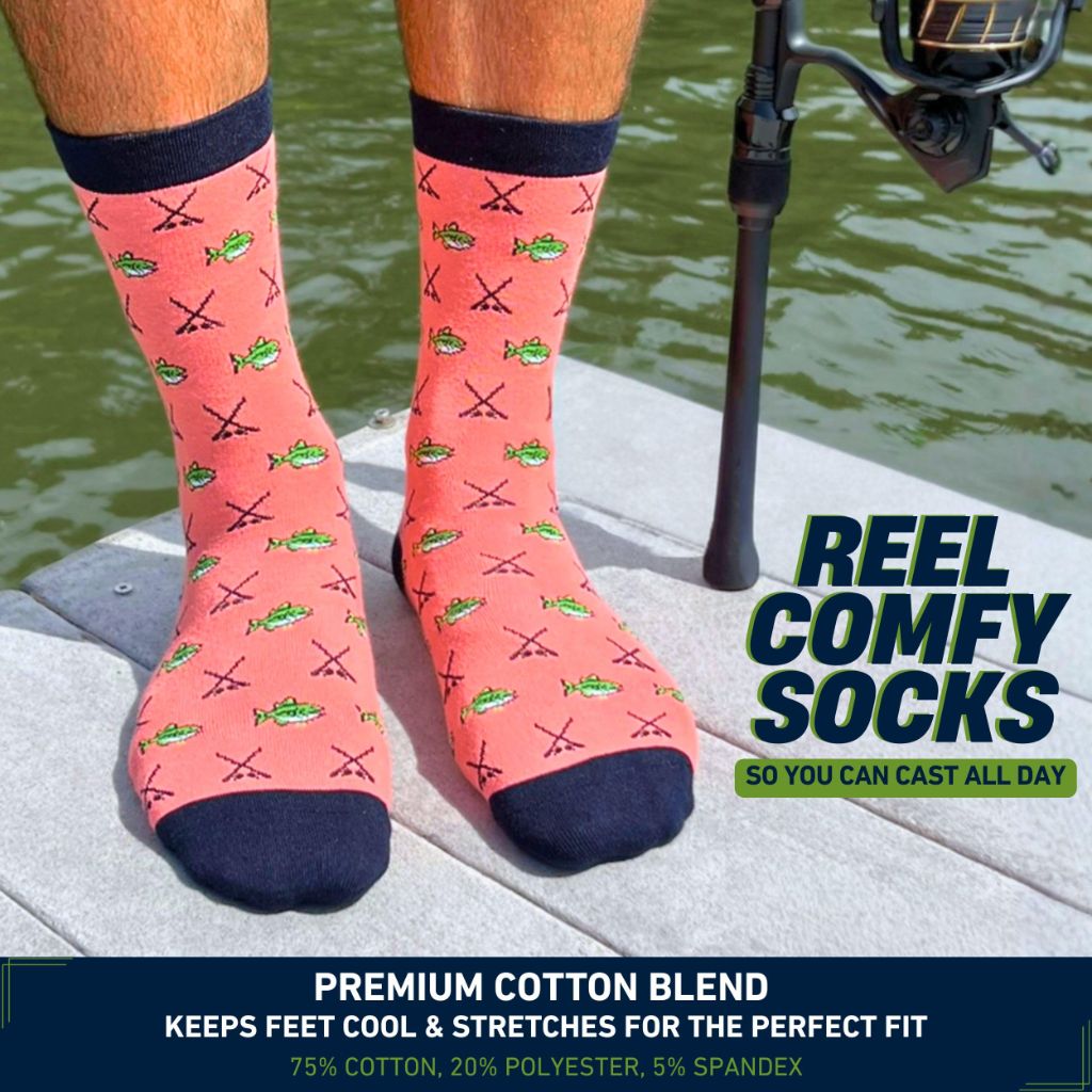 I'D RATHER BE CHASING Funny Fishing Socks for Men, Novelty Mens Crew Sock, Fun Fisherman (One  Size)