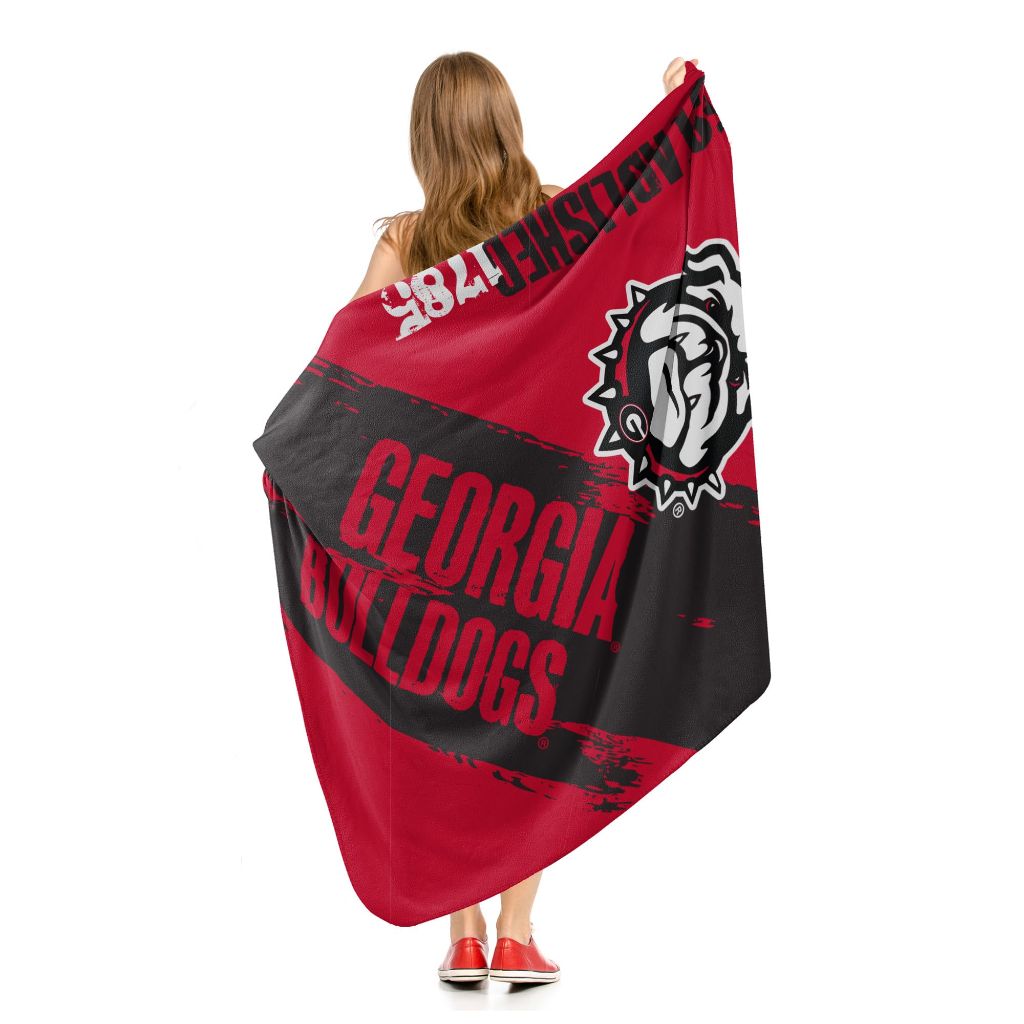 Northwest NCAA Georgia Bulldogs Unisex-Adult Fleece Throw Blanket, 50" x 60", Painted Legacy