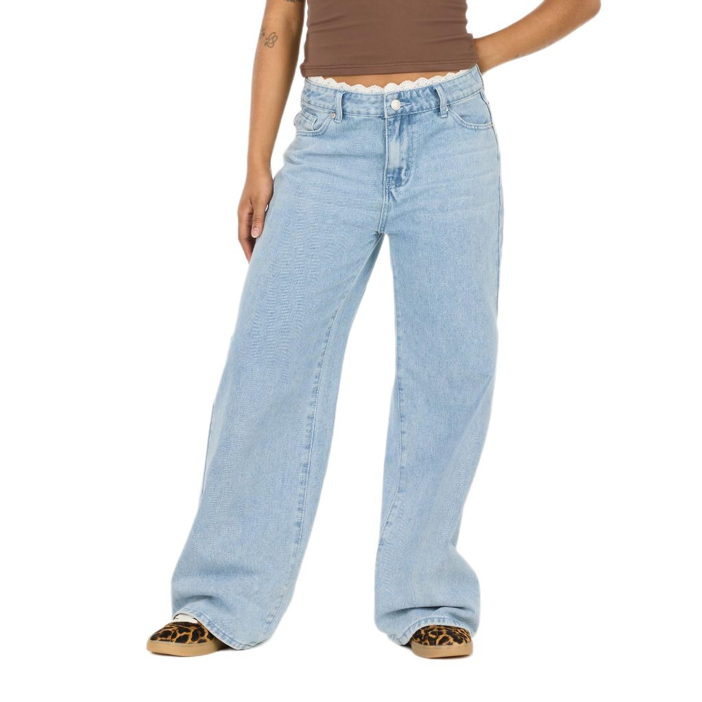 SZ 6, Forever 21 Women’s Wide-Leg Jeans – Light Wash Denim with Lace Trim Waistband