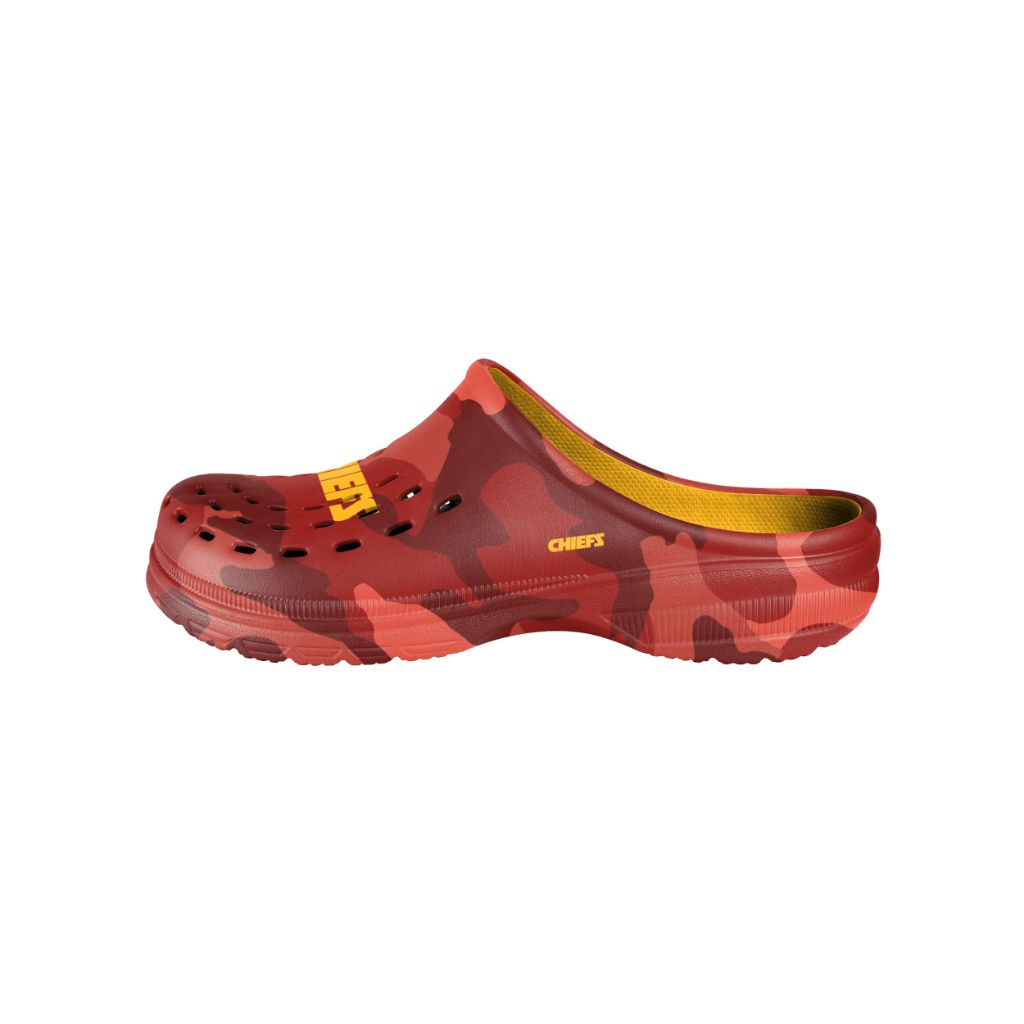 FOCO mens NFL Team Logo Garden Water Sandals Shoes Slipper Clogs, Tonal Camo, 7/8 US