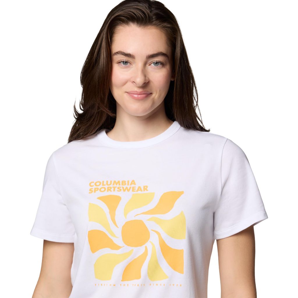 Columbia Women's Sun Trek Graphic Short Sleeve III, White/Wavy Rays, Large