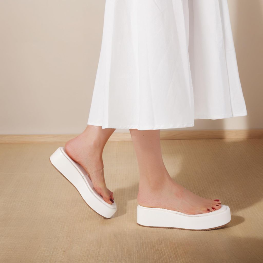 Platform Sandals for Women, White - Size 9