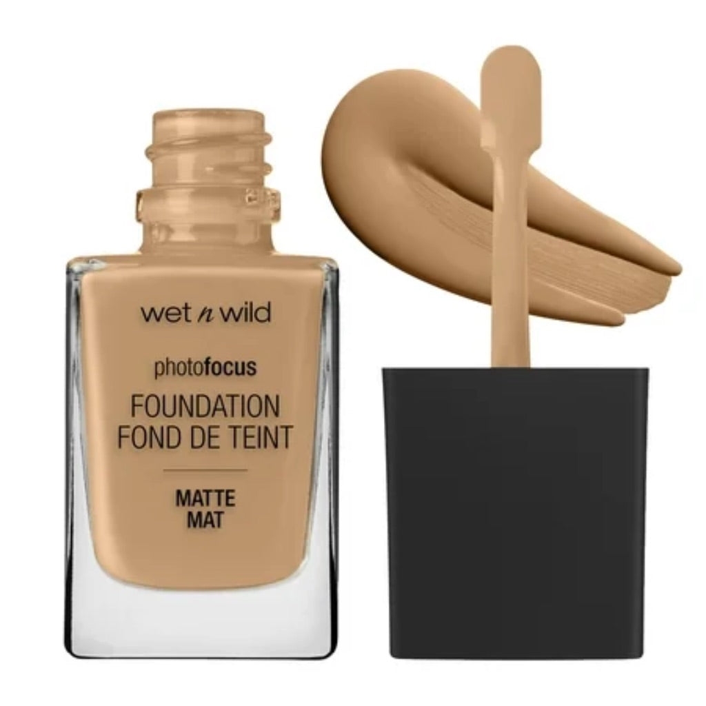 Wet n Wild Photo Focus Matte Liquid Foundation, Desert Beige, 1 fl. oz.
