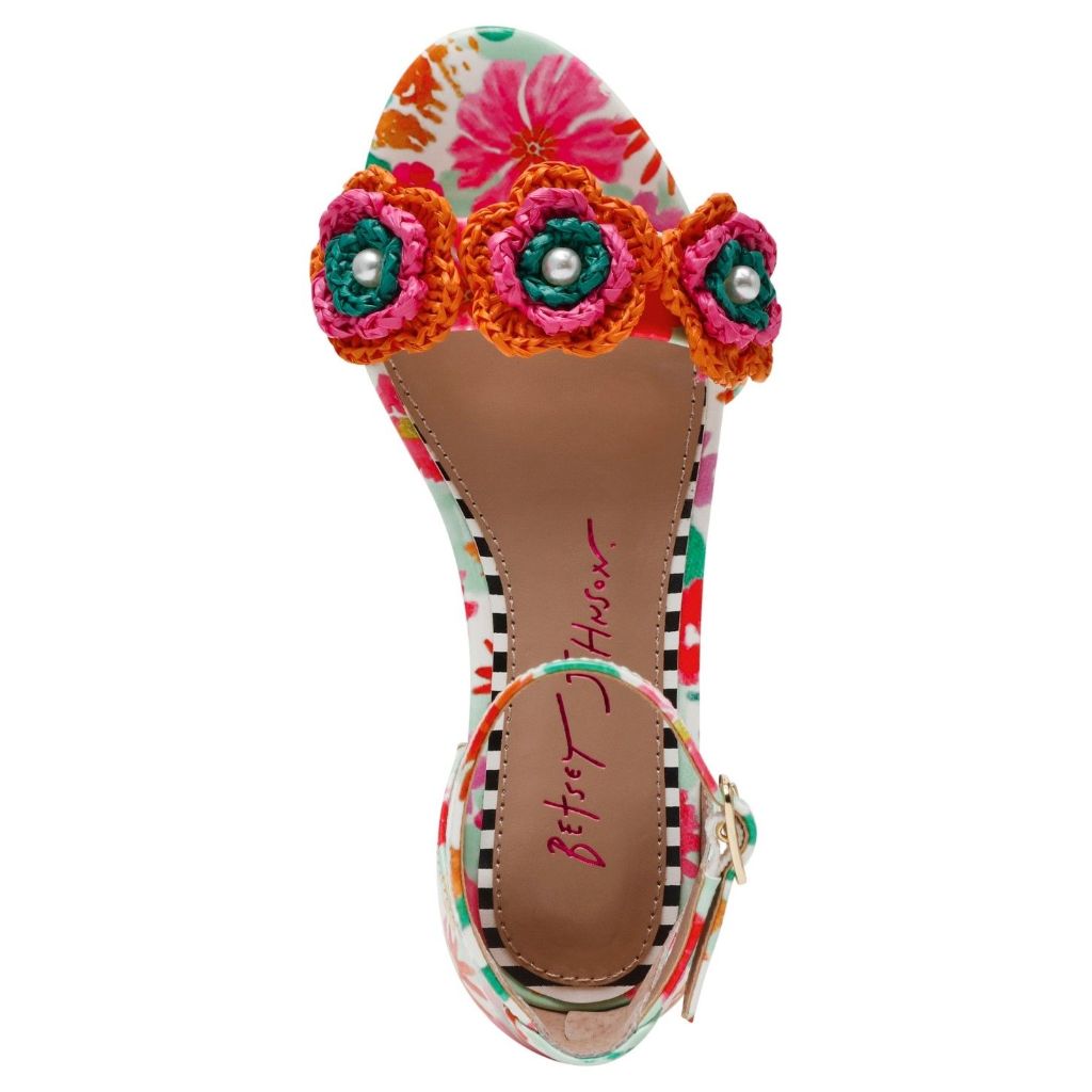 Betsey Johnson Little and Big Girls Brady Crochet Flower Sandal - White Multi , Size 1Y