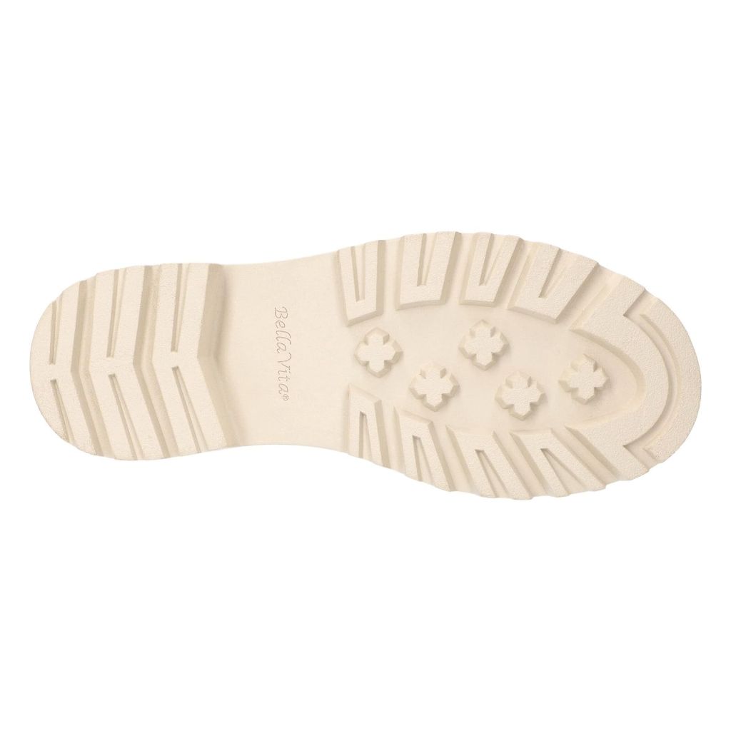 Bella Vita Loni Women's Leather Fisherman Sandal with Lug Outsole
