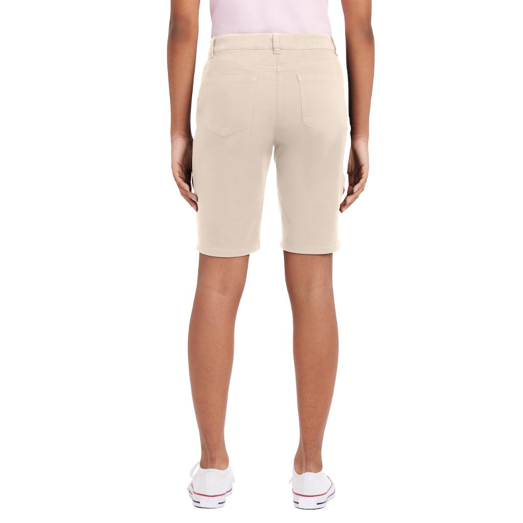 IZOD Junior's Uniform Stretch Twill Skinny Bermuda Short, Khaki, 5
