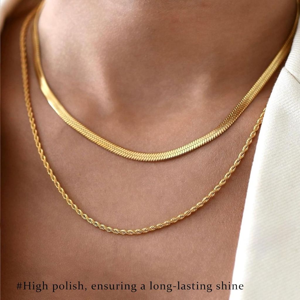 Fennelisa Women's Gold Layered Necklaces - 3Pcs