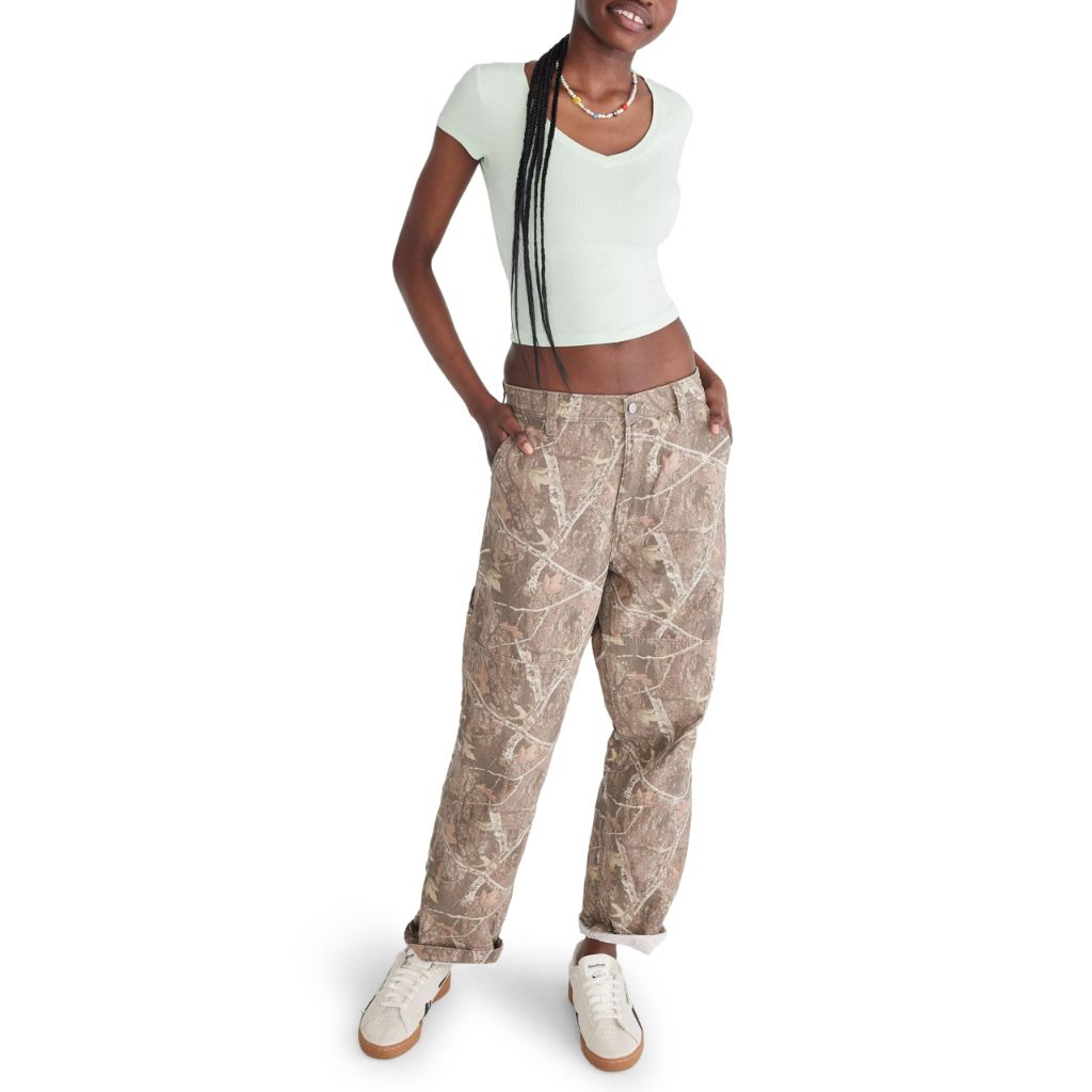 Aeropostale Women's V-Neck Baby Tee, Spray, Large