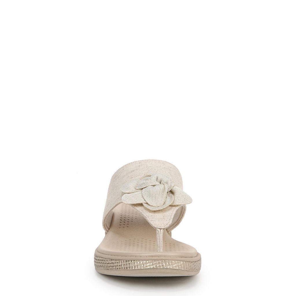 BZees Womens Bloom Flip-Flop Natural Stretch Linen 6 M