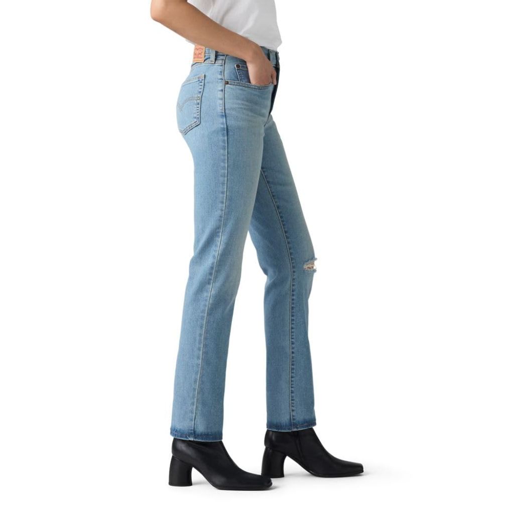 Levi's Women's 724 High Rise Straight Leg Stretch Jeans - Seriously Next Level, 32 Regular