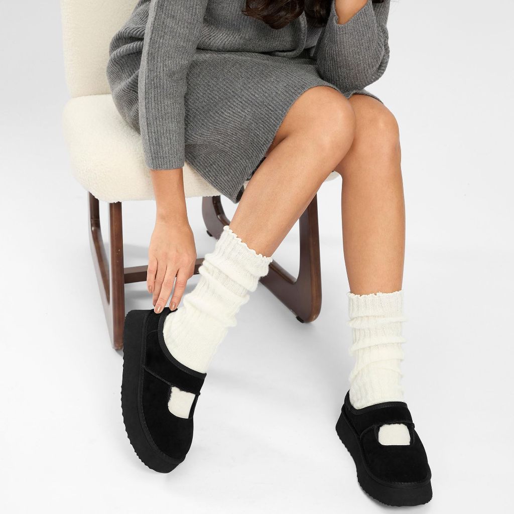 Vilanva Black Platform Slippers for Women Cozy Fur Lined Slip on Mary Jane Winter Shoes Warm Comfy House Slippers for Indoor Outdoor Size 7.5