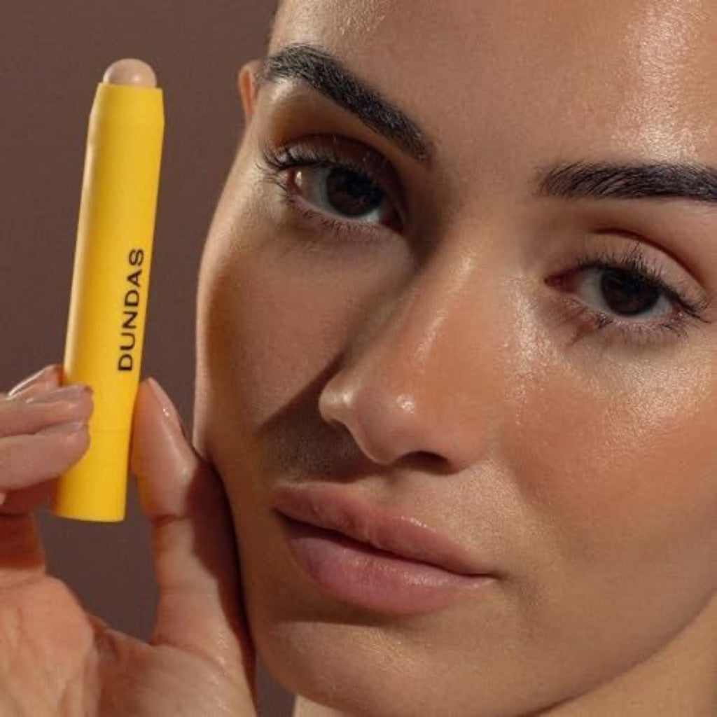 Dundas Undercover Enhancer Concealer Stick for Natural Glowy Finish - Filter 3 (Golden Peach)