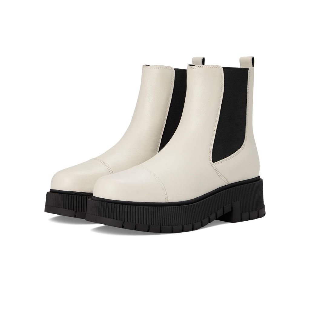 SZ 10M, Marc Fisher LTD Women's Bermida | Ivory