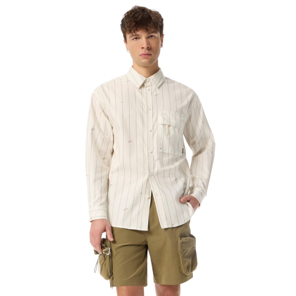 SZ L, Cross-eyed Moose Men's Oversized Stargazer Button Down Shirt with Back Vent Standard | Snow White