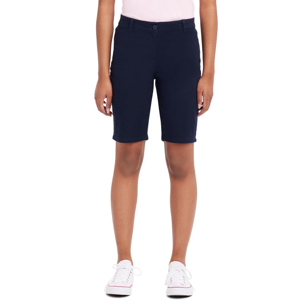 IZOD Junior's Uniform Stretch Twill Skinny Bermuda Short, Navy, 9